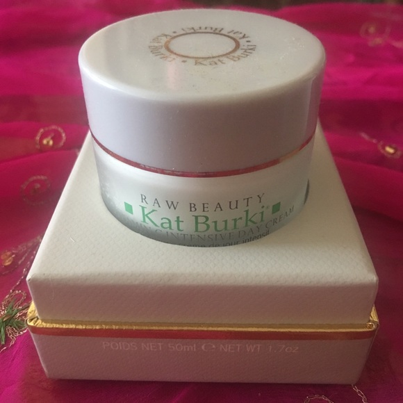 kat burki vitamin c cream